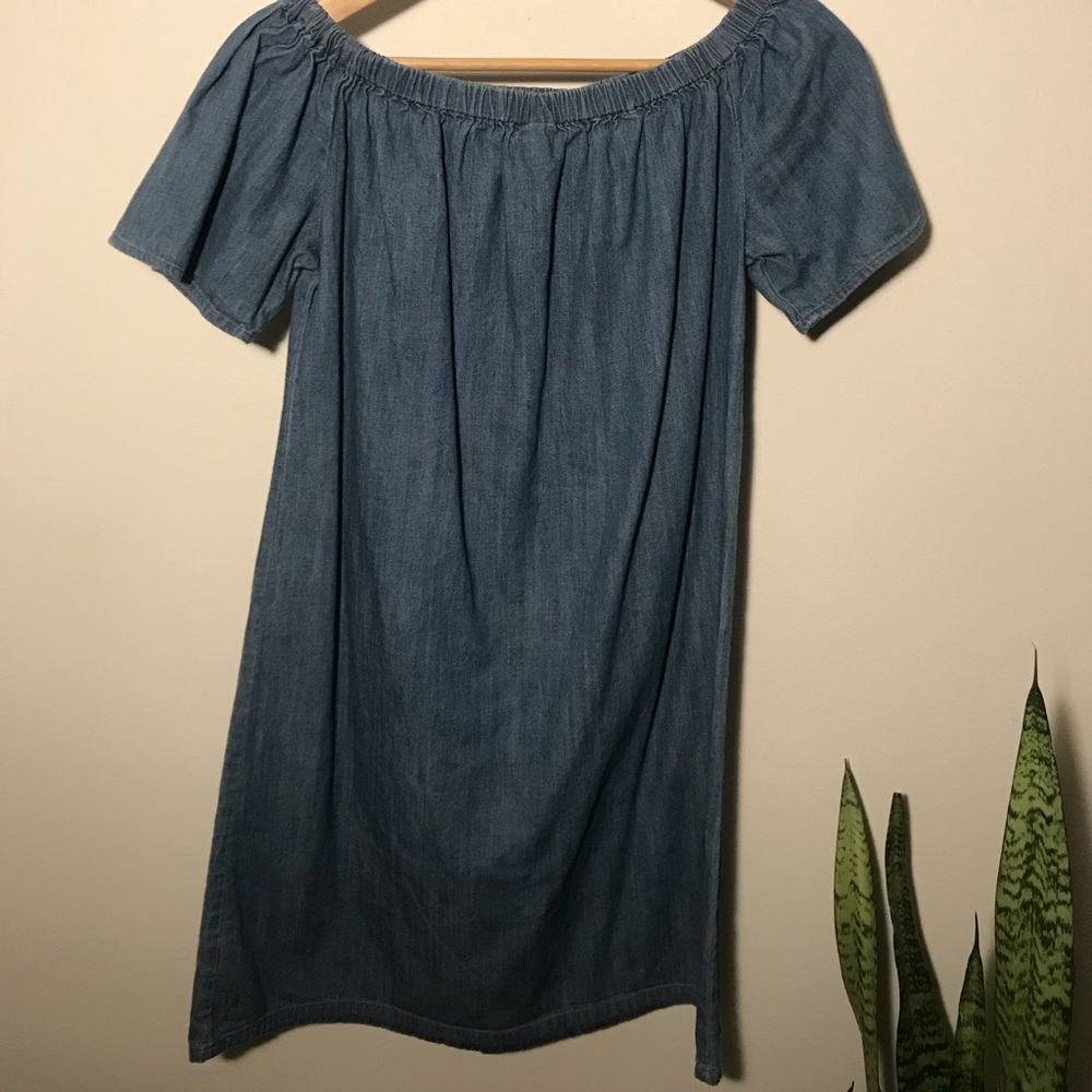 Off The Shoulder Denim Knee Length Dress